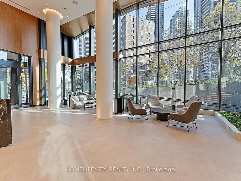 60 Central Park Dr #2104 — Photo 32