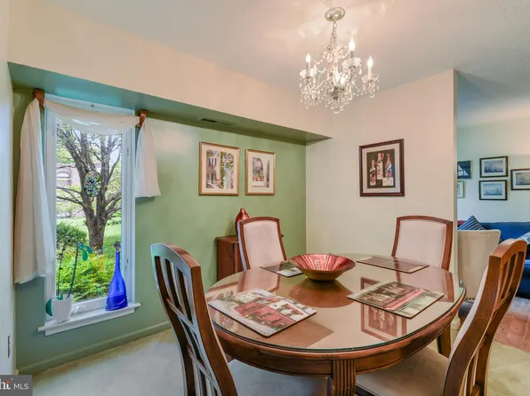 142 Georgetown Rd APT 6, Annapolis, MD 21403