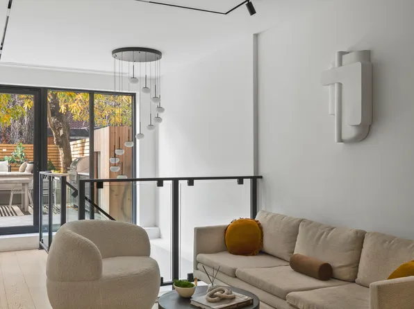 174 North 6th Street image 4 of 21