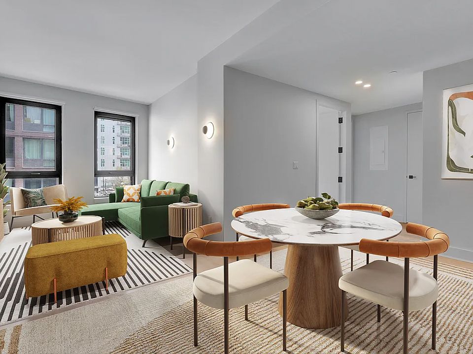 1st image of 130 Hope St #529