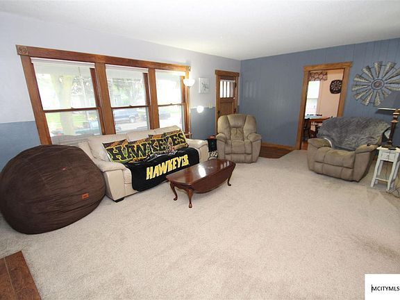 3rd image of 38 20th St SE