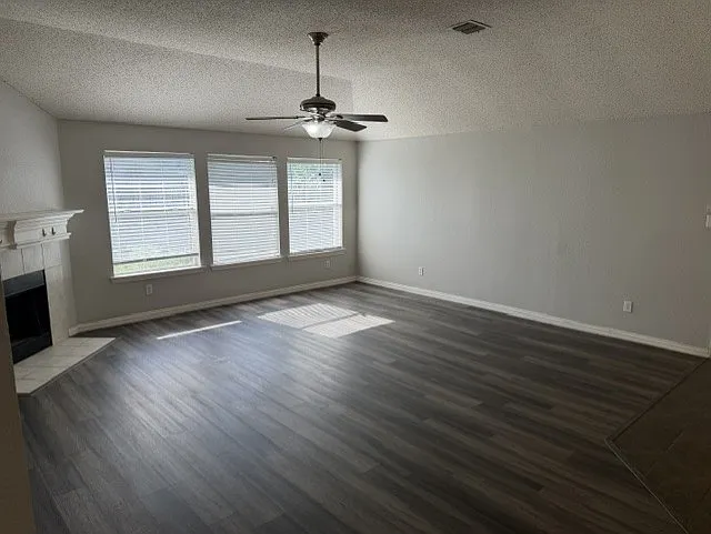 8806 Oakwood Ln — Photo 5