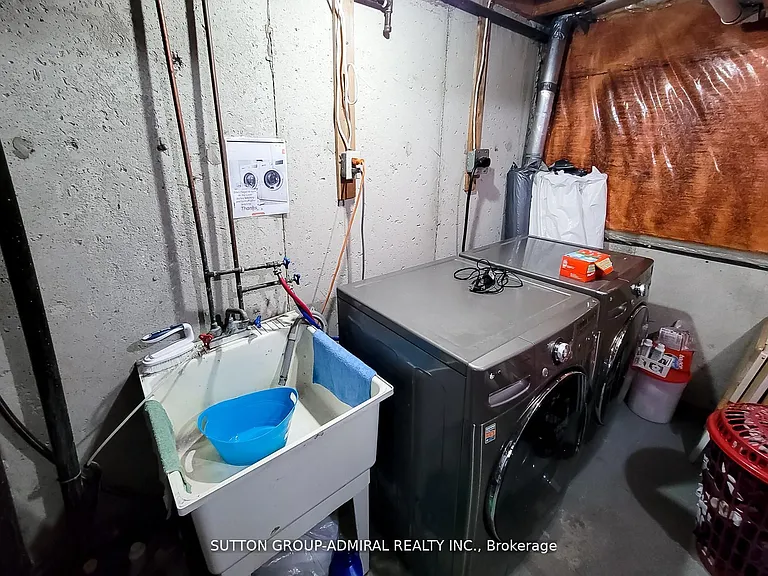 2 Royalwood Ct #52 — Photo 29