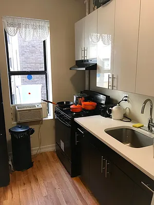 Rented by BRICK & GALO REALTY CORP | media 4