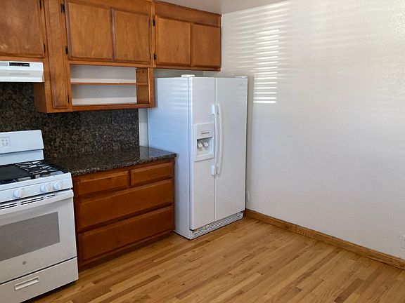 5th image of 2820 Gay Ave