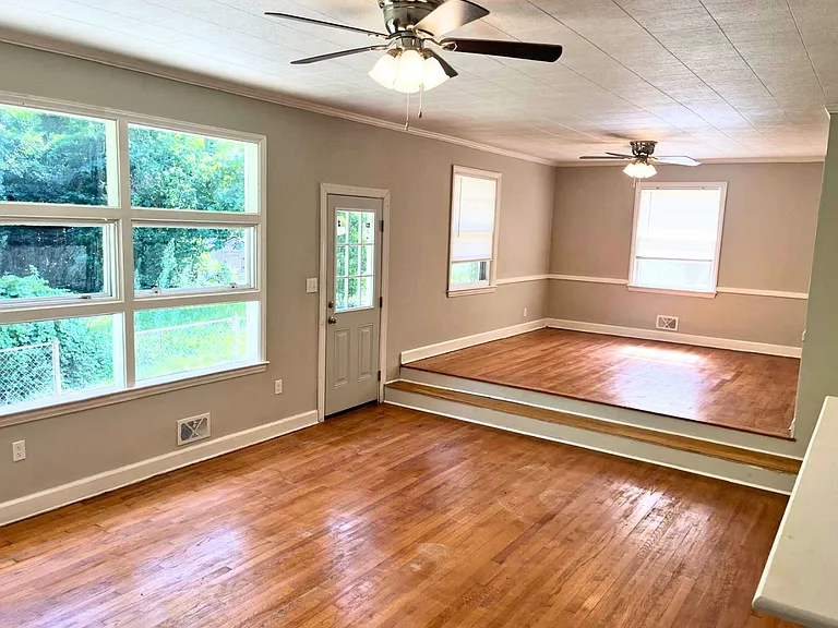 2742 Forest Ridge Dr — Photo 30