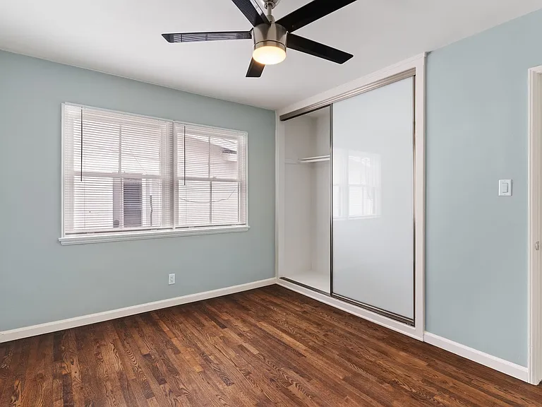 2104 E Florida St — Photo 18