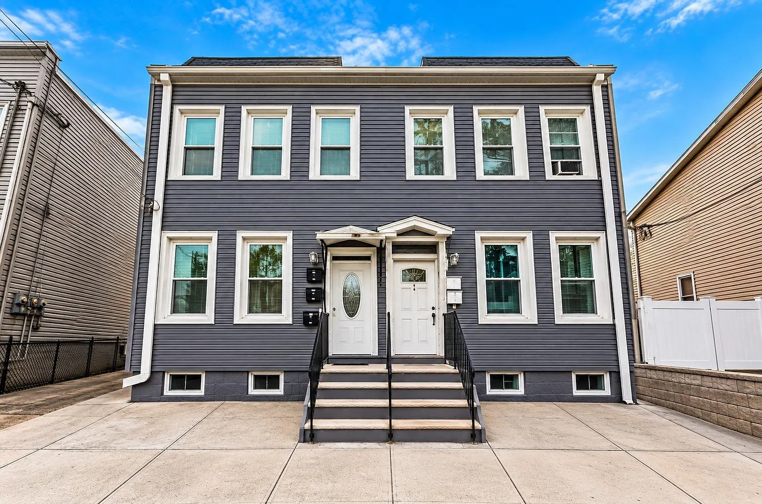 14 Burdette Pl — Photo 1