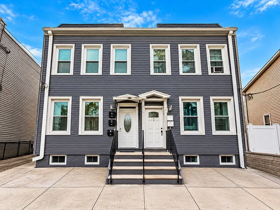 14 Burdette Pl