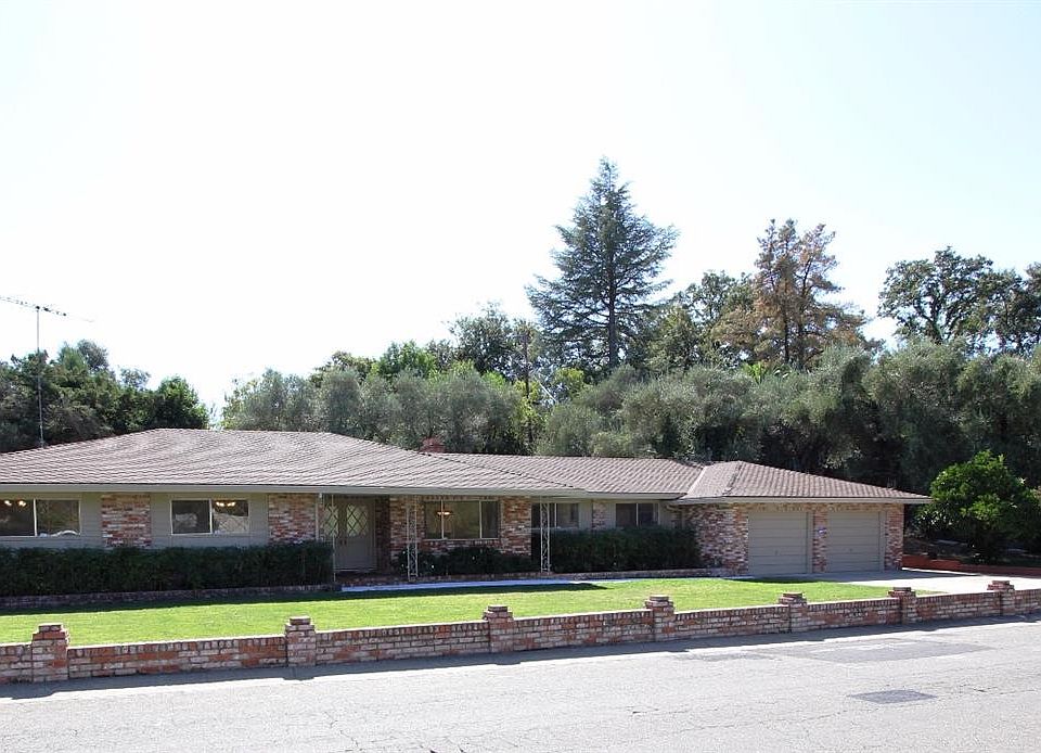 1st image of 8164 Shangrila Dr