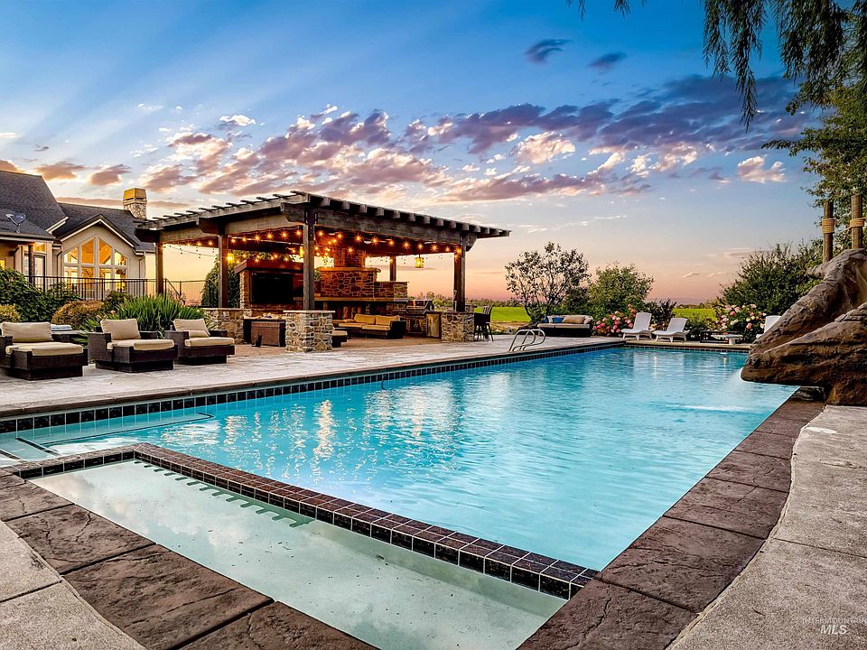 1st image of 4262 S Rustler Ln