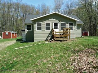6547 Cutler Rd, Bath, MI 48808
