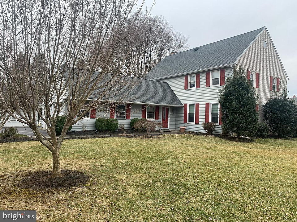 2nd image of 620 Marydell Dr