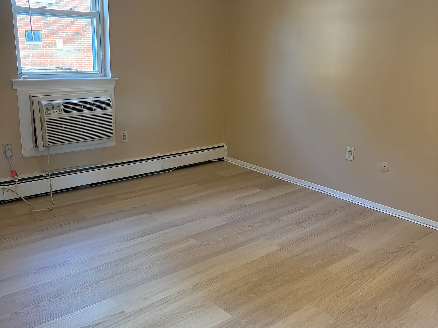 1 bed, 800 sqft, $1,850 — Photo 4