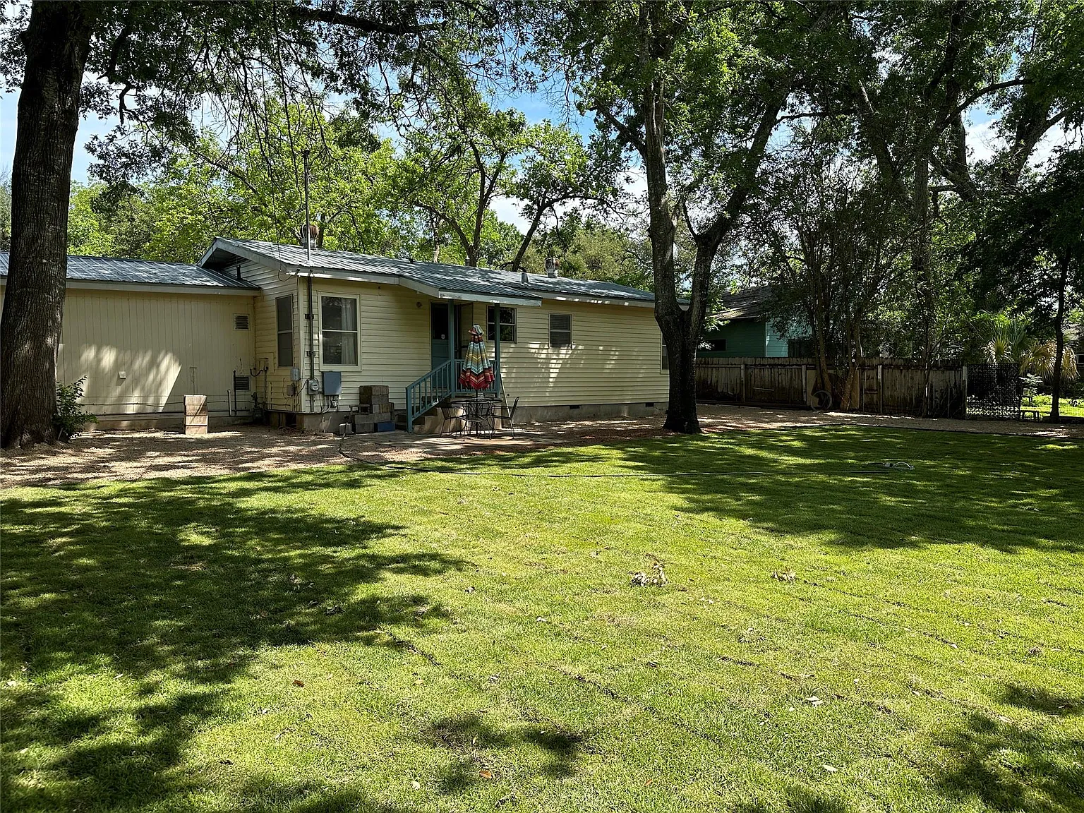 2 bed, 1.0 bath, 1013 sqft, $3,200 — Photo 4