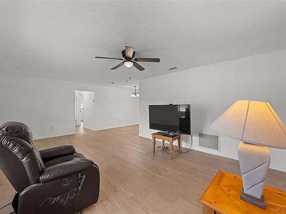 5th image of 4601 Chamber Ct