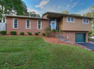 152 Joy Dr, Johnson City, TN 37601