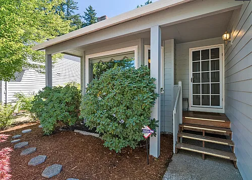 13258 SW Yarrow Way Photo 1