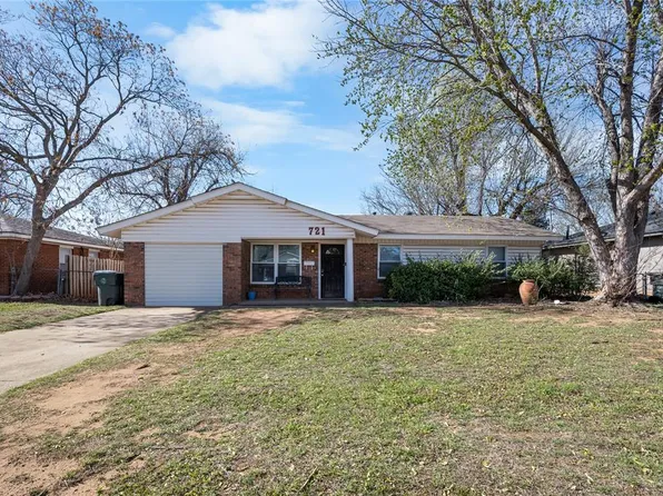 721 Hedge Dr, Midwest City, OK 73110