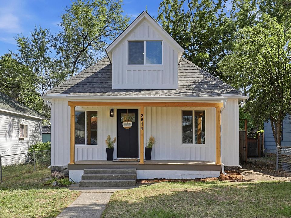 1st image of 2614 E Diamond Ave