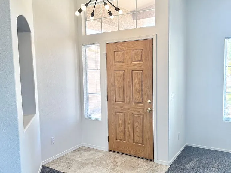 5209 W Taro Ln — Photo 9