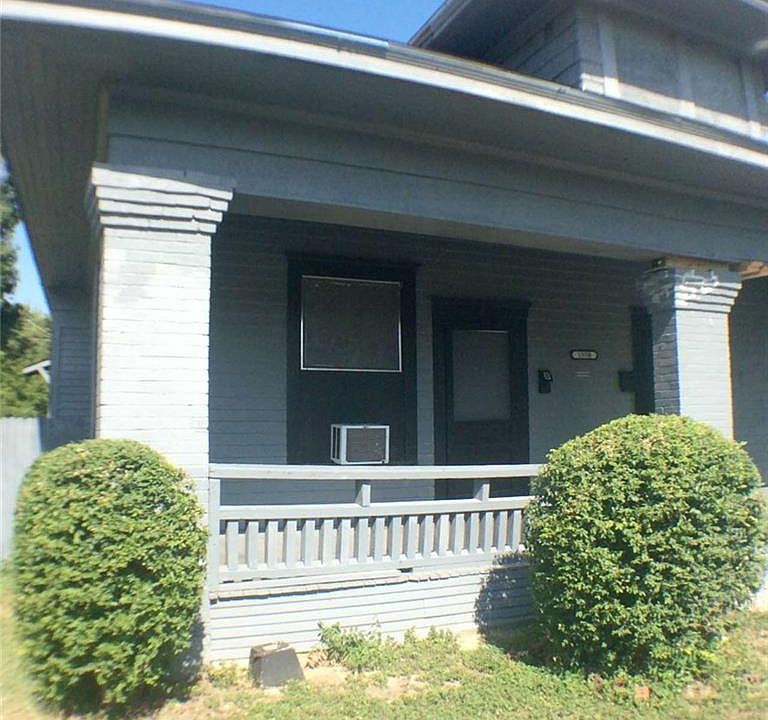 1st image of 1550 College Ave
