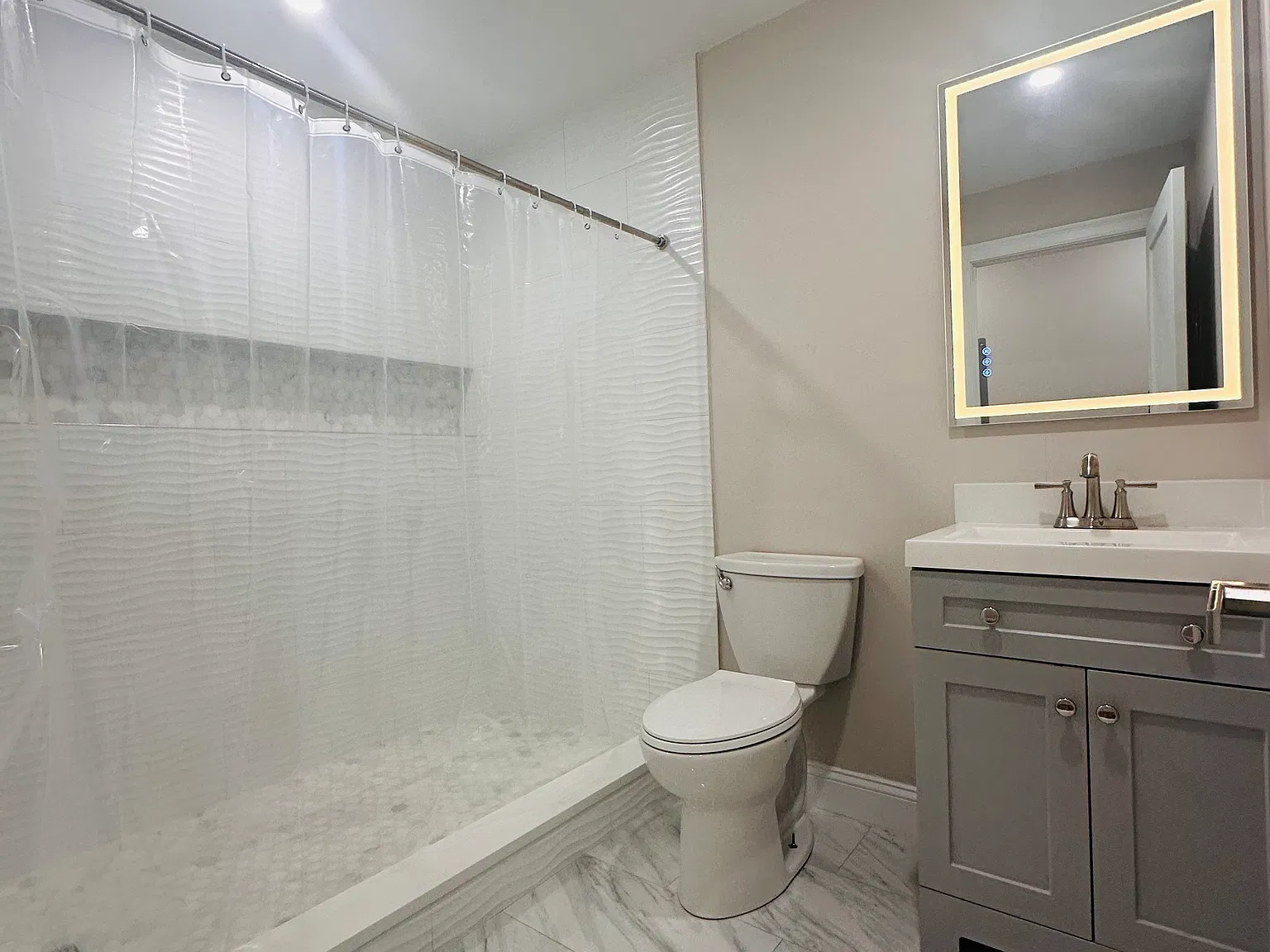2 bed, 9999 sqft, $2,800 — Photo 4