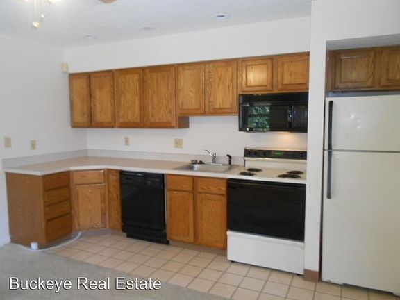 4th image of 44 E 12th Ave APT A