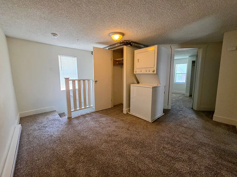 348 Collyer St #104 — Photo 8