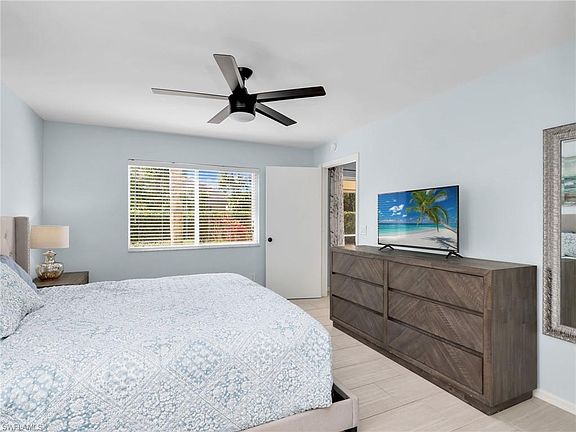 2nd image of 7749 Jewel LN #101