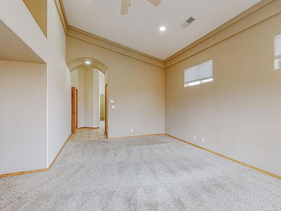 4th image of 836 San Andres Ave NW