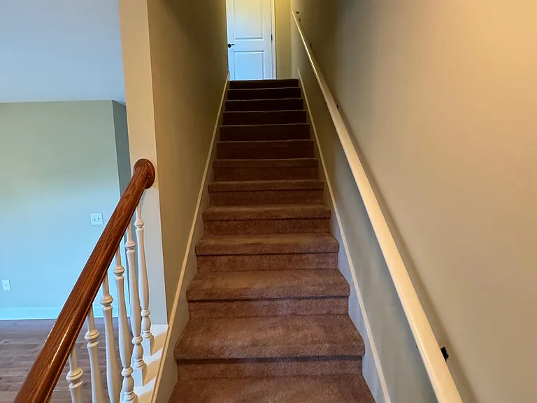 610 Grays Pointe Ct — Photo 17