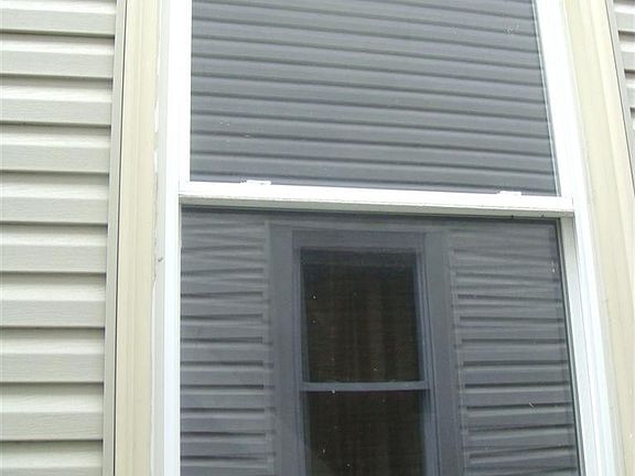5th image of 2459 Benninghofen Ave