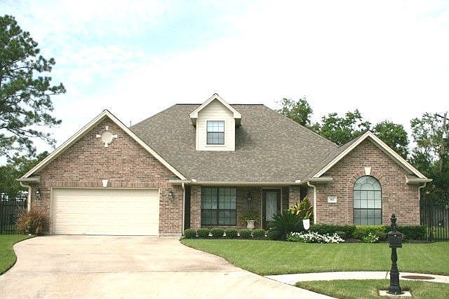 1st image of 412 Friends Knoll Ln