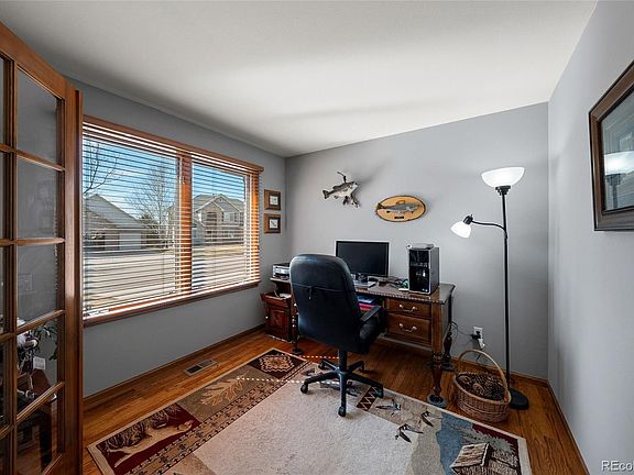 5th image of 5058 Bur Oak Lane