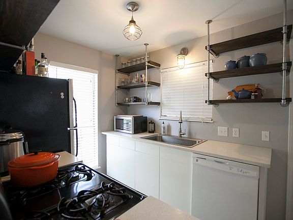 2nd image of 1300 Fairbanks Dr