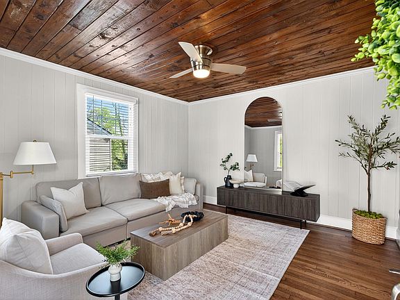 3rd image of 100 Woodville Ave