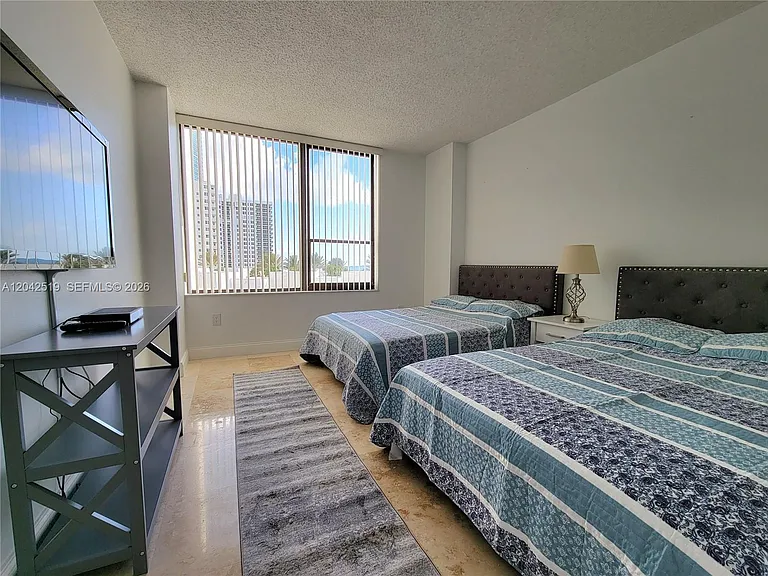 3505 S Ocean Dr #412 — Photo 22
