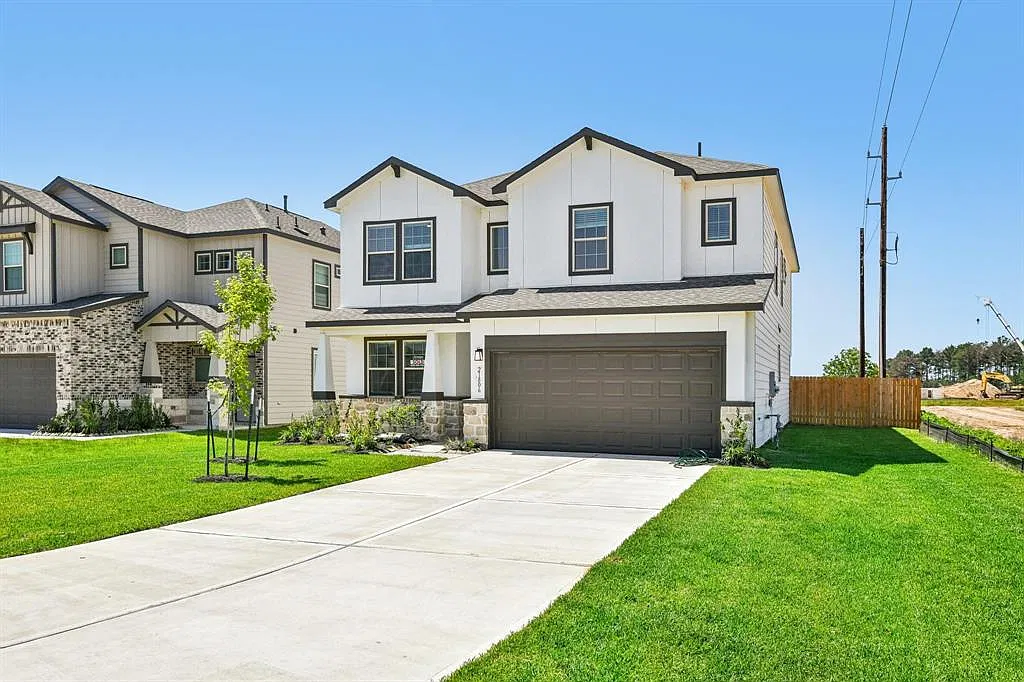5 bed, 2815 sqft, $4,000 — Photo 2