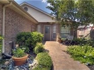 9722 Autumn Harvest Dr, Houston, TX 77064