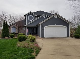 1238 Pembrooke Dr, Warrensburg, MO 64093