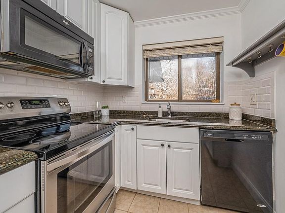 5th image of 105 Kemeys Ave