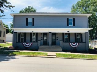 136 N Main St #A, Washington, IL 61571