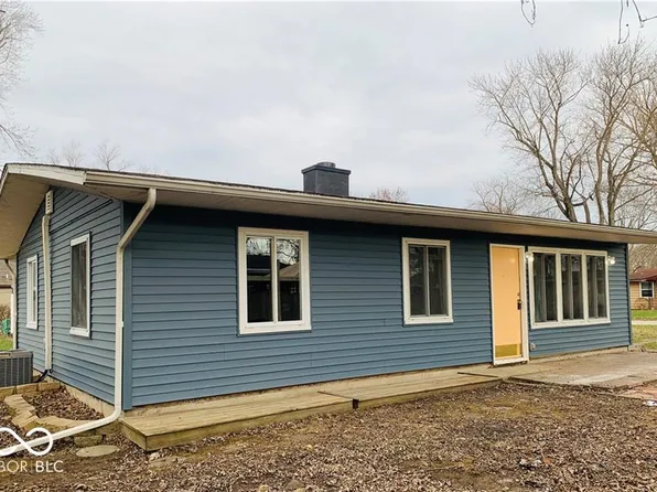 1509 Edgewood Dr, Crawfordsville, IN 47933