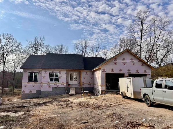 222 Skyline Dr, Hot Springs National Park, AR 71901