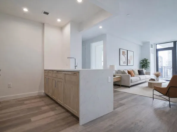 160 Clarkson Avenue image 1 of 12