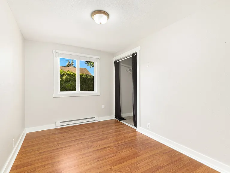 12231 1st Ave SW — Photo 15
