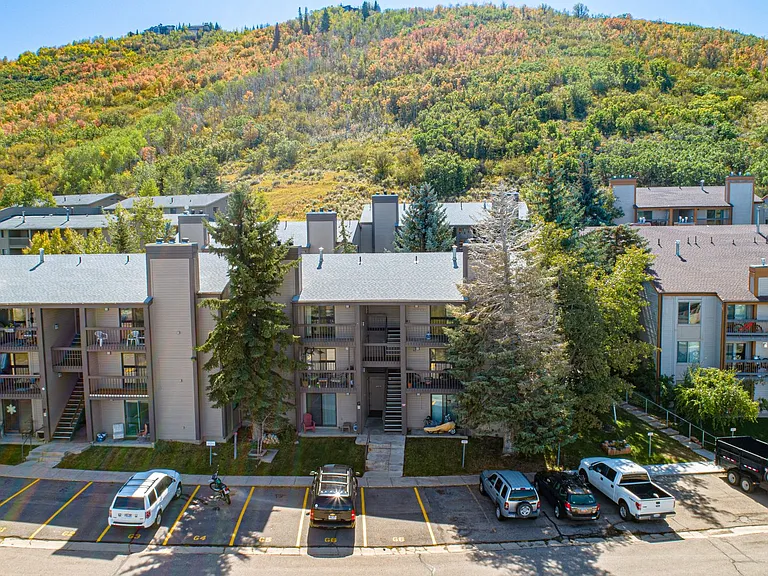 1660 Upper Ironhorse Loop #G5 — Photo 18