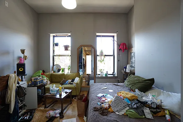 Rented by Rennit Inc. | media 21