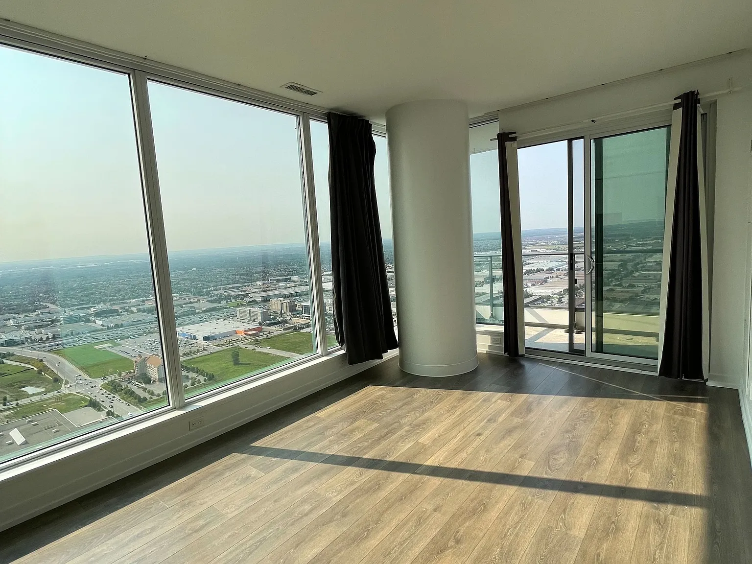2 bed, $2,500 — Photo 2